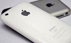 ลือ Apple เตรียมทำสีใหม่ให้กับ iPhone 7 คือสี Jet White
