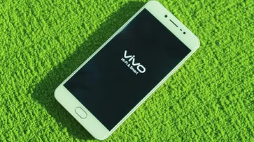 รีวิว Vivo v5 มือถือ Selfie ชัดตัวแม่ราคาเป็นกันเอง