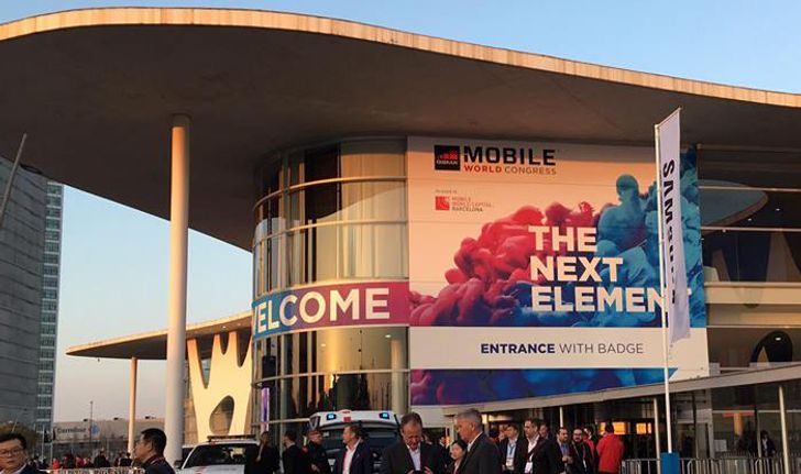 พาทัวร์ Mobile World Congress 2017