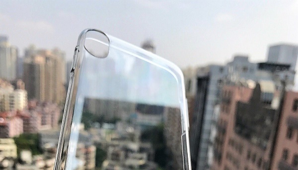 ภาพหลุดเคส iPhone 8 : มีกล้องหลังคู่แนวตั้งตามข่าวลือ