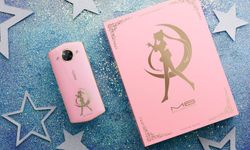 Meitu เปิดตัวมือถือ Sailor Moon Phone พร้อมคฑาวิเศษสำหรับ Selfie