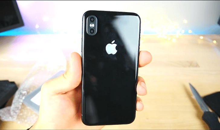 ดูกันเต็มๆ iPhone 8 Decade Edition เครื่องต้นแบบ พร้อมเคสและกระจกกันรอยหน้าจอ