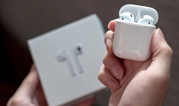 Tim Cook ยก AirPods เป็น ปรากฏการณ์ทางวัฒนธรรม หลังผงาดครองเบอร์ 1 ตลาดหูฟังไร้สาย