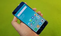 รีวิว Xiaomi Mi6 มือถือสเปคท็อป!! ราคาเป็นมิตรกับกระเป๋าตังค์