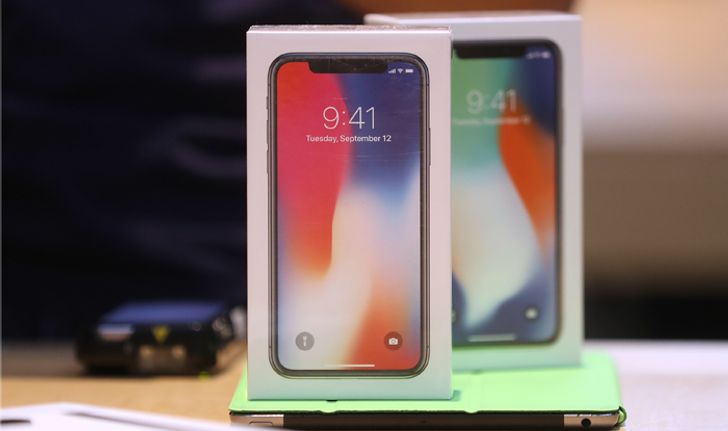 ต้อง Strong แค่ไหน ถึงจะซื้อ iPhone X ได้