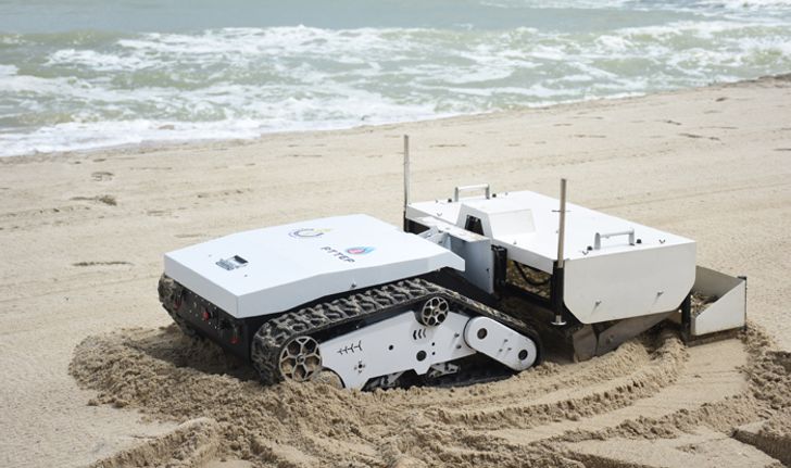 ปตท.สผ. จับมือมหาวิทยาลัยสงขลานครินทร์ เปิดตัวหุ่นยนต์ทำความสะอาดชายหาดตัวแรกที่พัฒนาโดยคนไทย