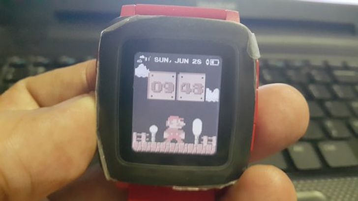 Pebble Time ตอนกลางคืนถ้าจะดูให้รู้เรื่องต้องเปิด Backlight