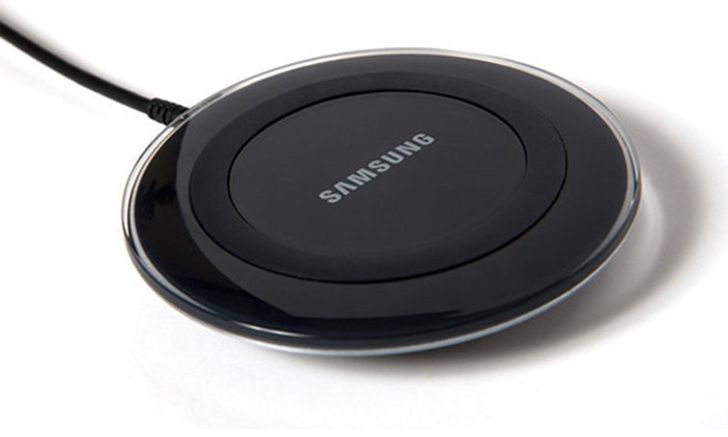 เผยภาพแรกของ "Samsung Wireless Charge Duo" แท่นชาร์จ 2 อุปกรณ์ก่อนเปิดตัว "Note 9"