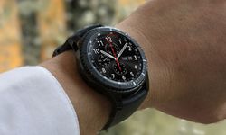 Samsung พลาด! โชว์ "Samsung Galaxy Watch" บนหน้าเว็บไซต์ตัวเอง