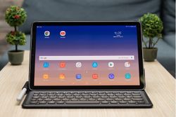 Samsung เปิดตัว Galaxy Tab S4 แท็บเล็ตทรงพลัง หน้าจอบางลง พร้อม S Pen ที่ฉลาดขึ้น