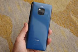 ไม่เหมือนที่คุยไว้ Huawei Mate 20 Pro แรงสู้ไม่ได้แม้แต่ iPhone X!