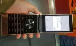 หลุด “Samsung W2019” มือถือฝาพับสุดไฮเทค มาพร้อมกล้องหลังคู่