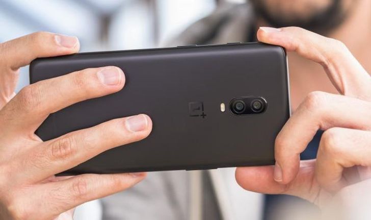 "OnePlus" กำลังจับมือกับ "McLaren" ทำมือถือเวอร์ชั่นพิเศษออกมาขายในรอบปลายปี