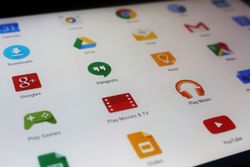 Google เริ่มจริงจังกับ App 64 บิตใน Play Store ประกาศแผนเขี่ย App 32 บิตแล้ว!