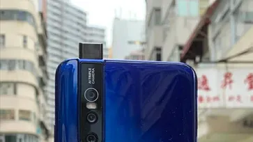 ชมภาพหลุด "vivo V15 Pro" สีน้ำเงิน สมาร์ทโฟนรุ่นใหม่ที่มาพร้อมกล้องเซลฟี่แบบ Pop-up