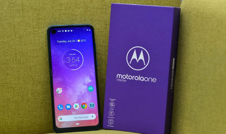 รีวิว Motorola One Vision มือถือหมื่นเดียว กล้อง 48 ล้านถ่ายกลางคืนไม่แพ้ใครแถมเป็น Android One ไม่โดนลอยแพ