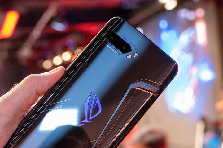 Asus เผยราคา ROG Phone 2 สำหรับประเทศจีน  เริ่มต้นที่ 15,700 บาท