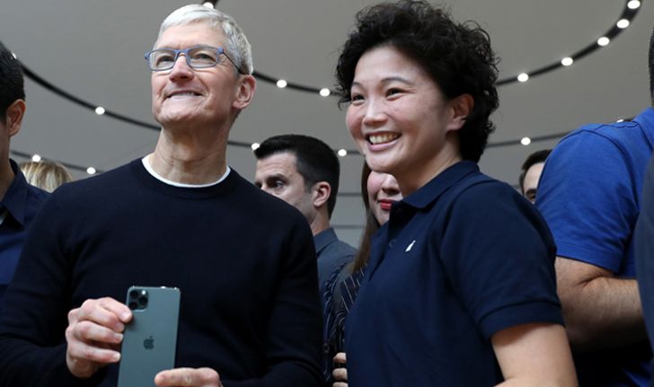 Tim Cook ให้สัมภาษณ์ “เราพยายามทำราคา iPhone ให้ถูกที่สุดเท่าที่ทำได้”