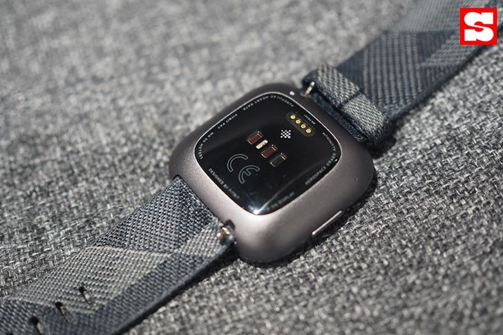 Fitbit Versa 2