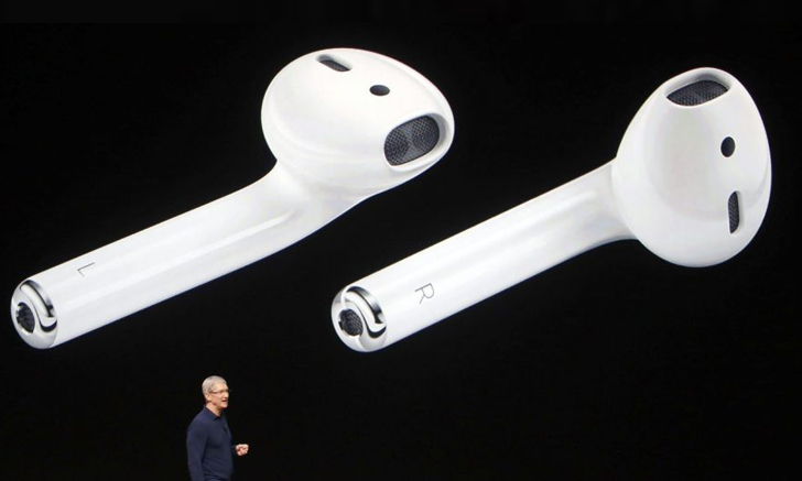 เมื่อผู้ผลิตสมาร์ตโฟนต่างทำหูฟังที่หน้าตาเหมือน AirPods กันซะหมด!