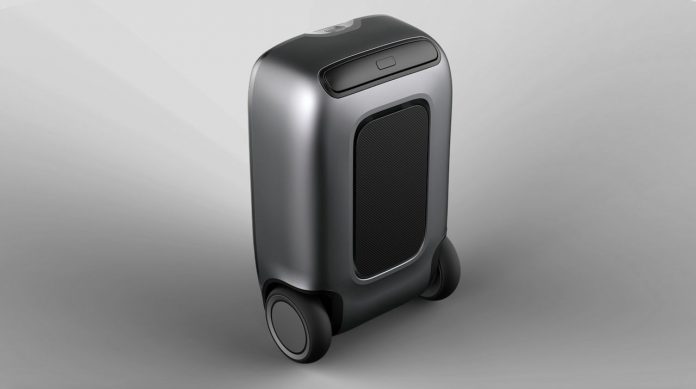 gadget-suitcase01-696x389