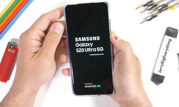 ชมคลิปการทดลองความทนทานของ Samsung Galaxy S20 Ultra แข็งแรงกว่าที่คิด 