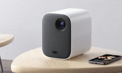 เปิดตัว Xiaomi Mi Smart Compact Projector ตัวเล็กแต่ให้ภาพสวยที่ Present งาน หรือดูหนัง