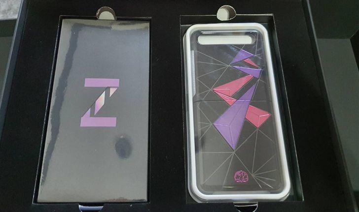 เปิดบ็อกซ์เซ็ต “Galaxy Z Flip x SIRIVANNAVARI BANGKOK Special Case Limited Edition”