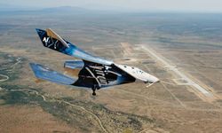 ยานอวกาศ SpaceShipTwo ของ Virgin Galactic ออกบินจากท่าอวกาศอเมริกาครั้งแรก