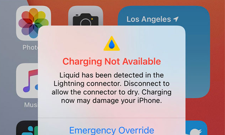รู้ยัง "iOS 14" ขึ้นเตือนและตัดการเชื่อมต่อเมื่อมีน้ำในช่องเสียบชาร์จ ป้องกันอันตรายที่จะเกิดขึ้น