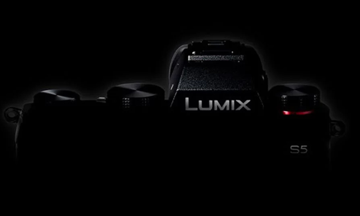 เผยภาพหลุดแรกของ Panasonic Lumix S5 กล้อง Mirrorless ฟูลเฟรม L-mount ตัวใหม่