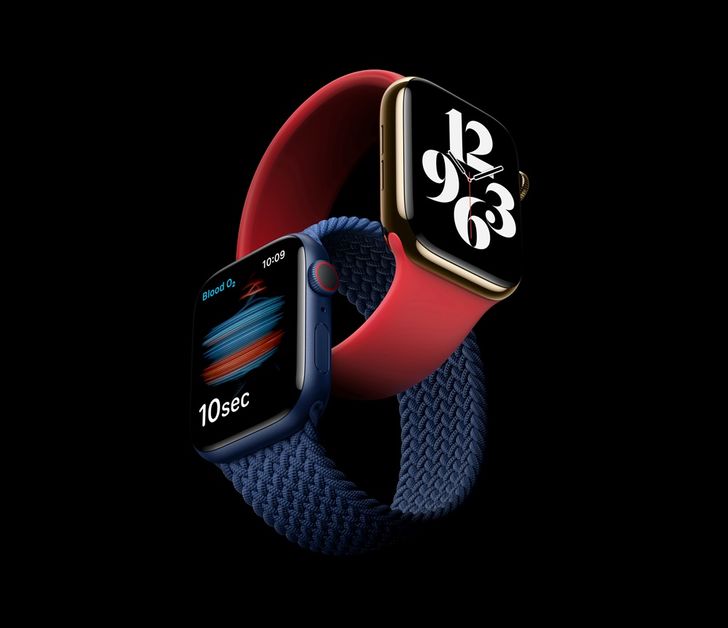 apple_delivers-apple-watch-se