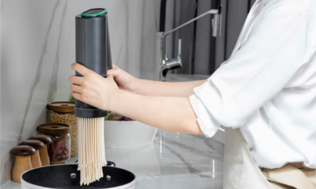 Xiaomi crowdfunds the Kribee Big V Handheld Noodle Maker - Gizmochina