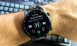 Spotify เพิ่มฟีเจอร์ให้คุณสามารถฟังเพลง WearOS แม้ว่าจะอยู่ในสถานะ Offline