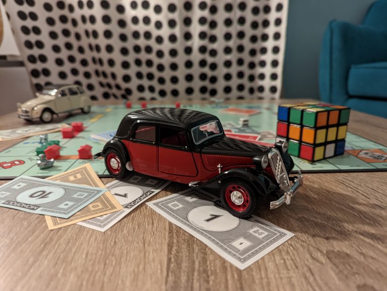 caronboardgame_googlepixel6pr