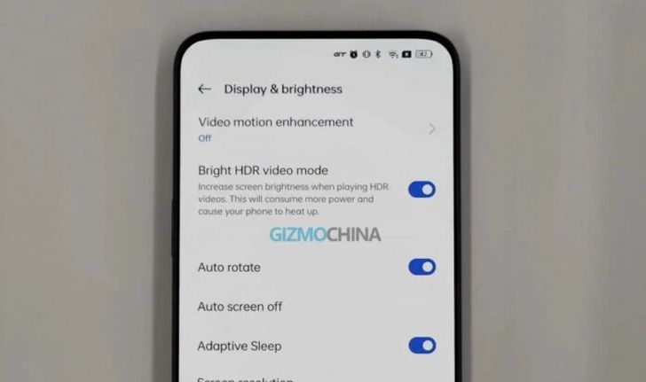 เผยภาพด้านหน้าของ realme GT 2 Pro จะได้กล้องหน้าแบบซ่อนได้