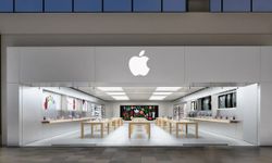 ร้านค้า Apple ในสหรัฐฯ เปลี่ยนกฎให้ลูกค้าต้องกลับมาใส่หน้ากากอีกครั้ง!