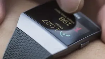 Fitbit ประกาศเรียกคืน Smart Watch รุ่น Ionic หลังพบปัญหาแบตเตอรี่ร้อนจนทำผิวไหม้ พร้อมคืนเต็มจำนวน