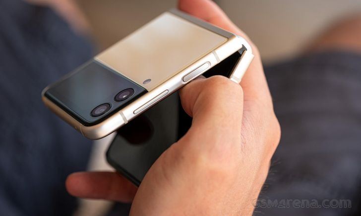 ลือ Samsung Galaxy Z Flip4 จะมาพร้อมพื้นที่เก็บข้อมูล 512 GB ให้เลือก