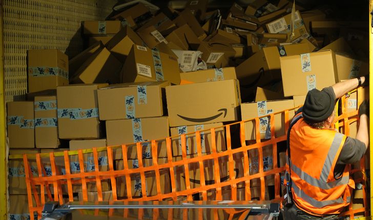 Amazon เริ่มปลดพนักงานแล้ว อาจได้รับผลกระทบมากถึง 10,000 คน