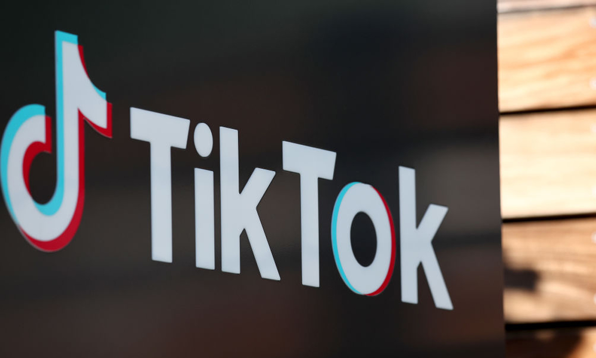 "TikTok" ให้คำมั่นว่าจะจัดการ "ข้อมูลเท็จ" ให้ดีขึ้นในตลาดอียู