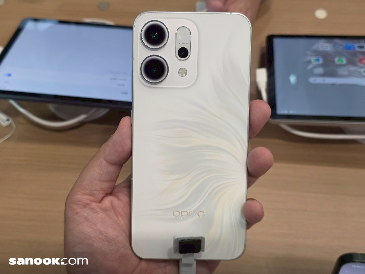 batch_batch_line_album_oppo_2