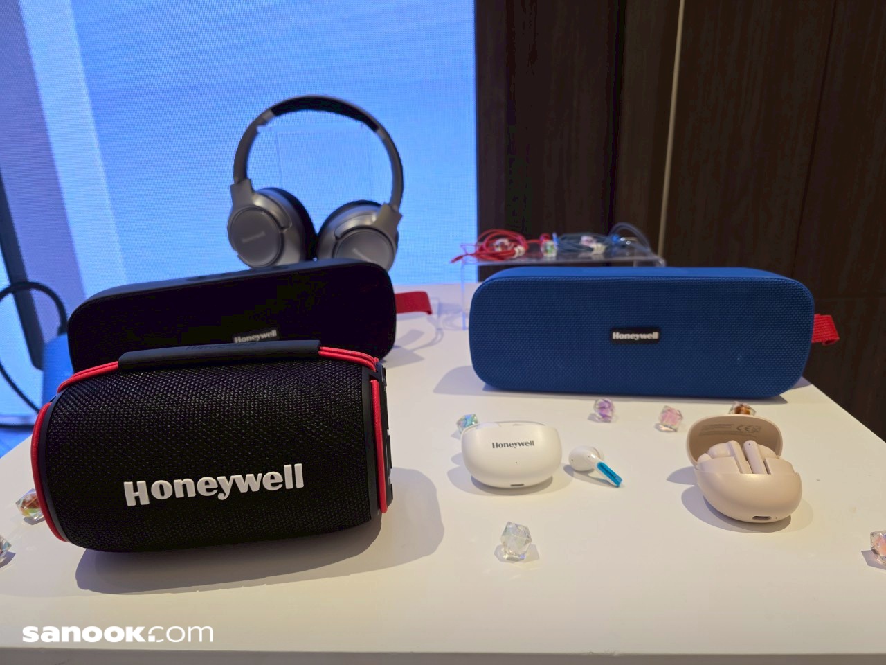 batch_line_album_honeywell_25_2