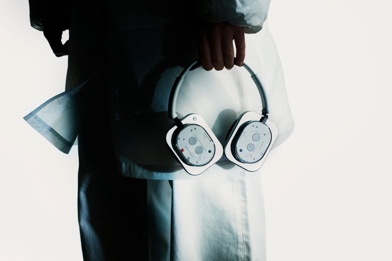 nothing-headphones-1-header-1