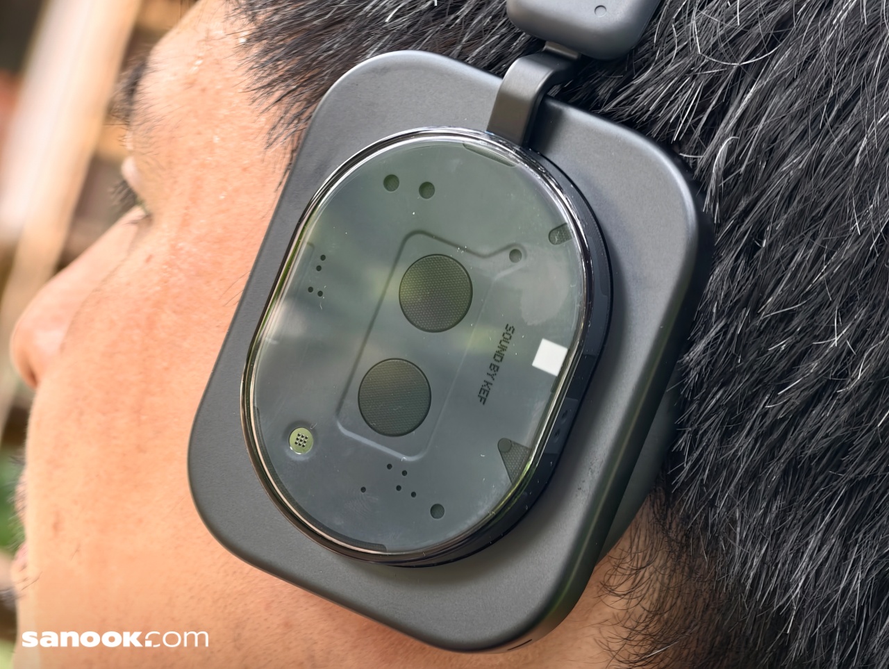 Nothing Headphone (1)