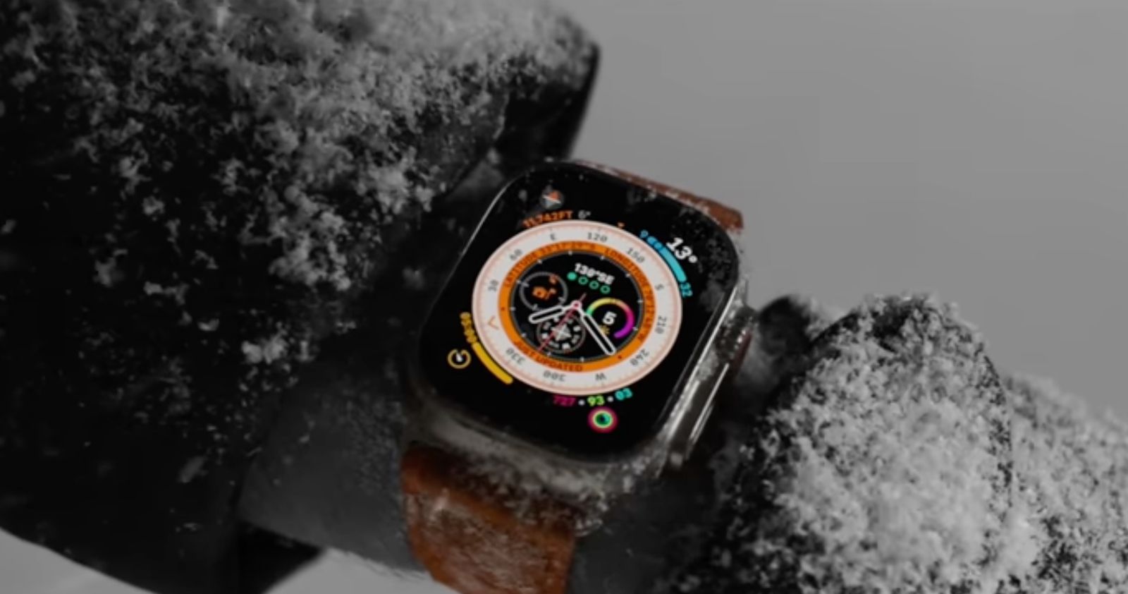 apple-watch-ultra-snow