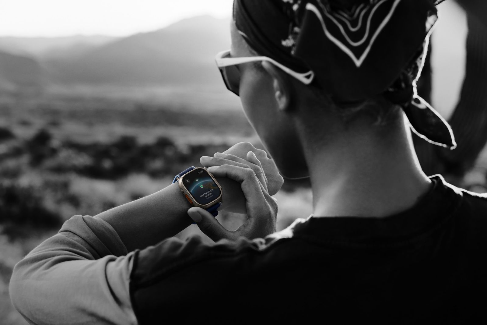 apple-watch-ultra-3-lifestyle