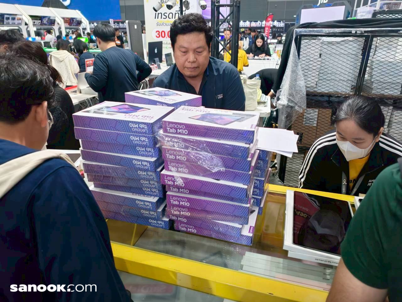 batch_line_album_commartunbox_1