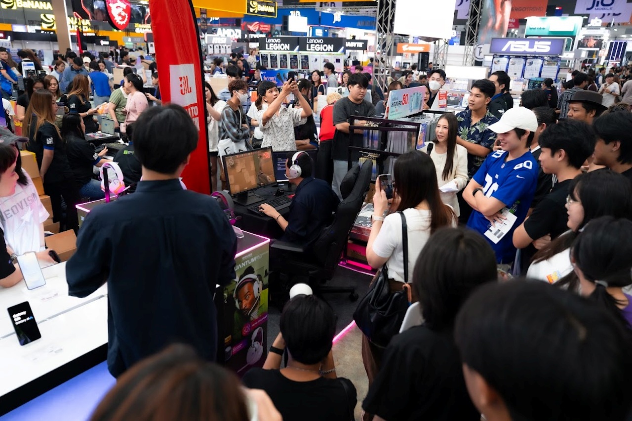 batchjblquantumcommarts02