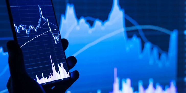 smartphone-market-down-and-wo